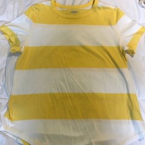 Old navy T-shirt